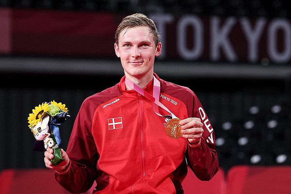 Vận động viên cầu lông Viktor Axelsen